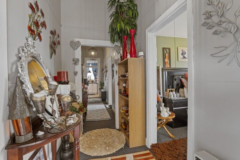 Photo of property in 88 Celia Street, Stratford, 4332