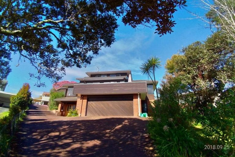 Photo of property in 1/22 Penzance Road, Mairangi Bay, Auckland, 0630