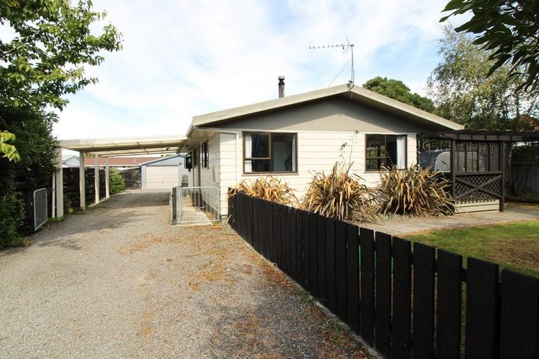 Photo of property in 28 King Street, Carterton, 5713
