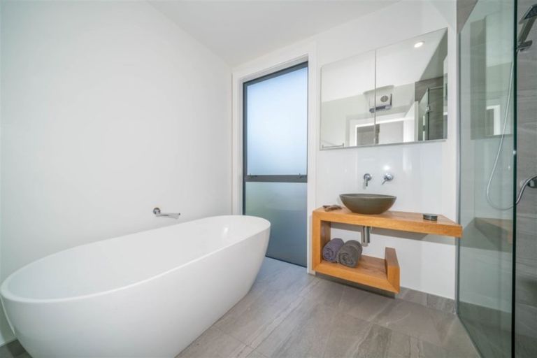 Photo of property in 2 Wallace Crescent, Prebbleton, 7604