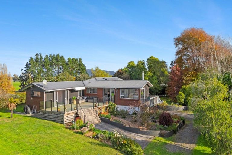 Photo of property in 2220 Kakaramea Road, Ngahinapouri, Hamilton, 3290