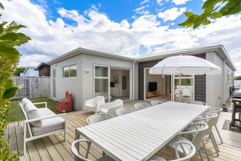 Photo of property in 45 Awatira Drive, Papamoa Beach, Papamoa, 3118