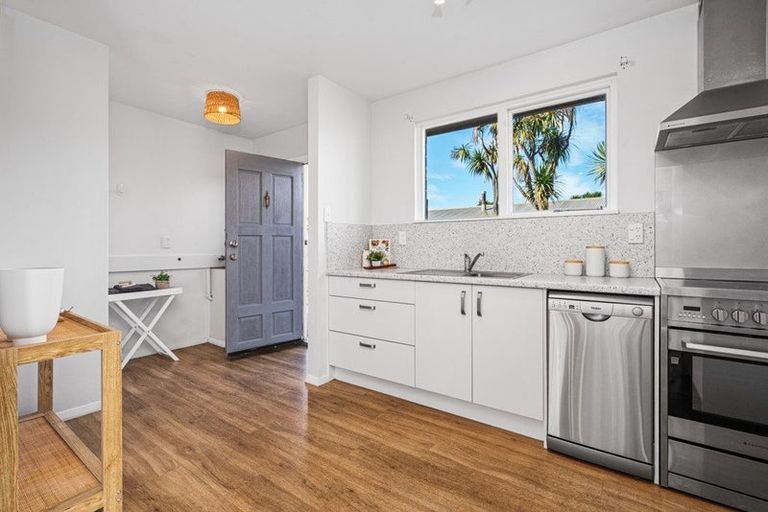 Photo of property in 3 Oban Place, Woolston, Christchurch, 8062