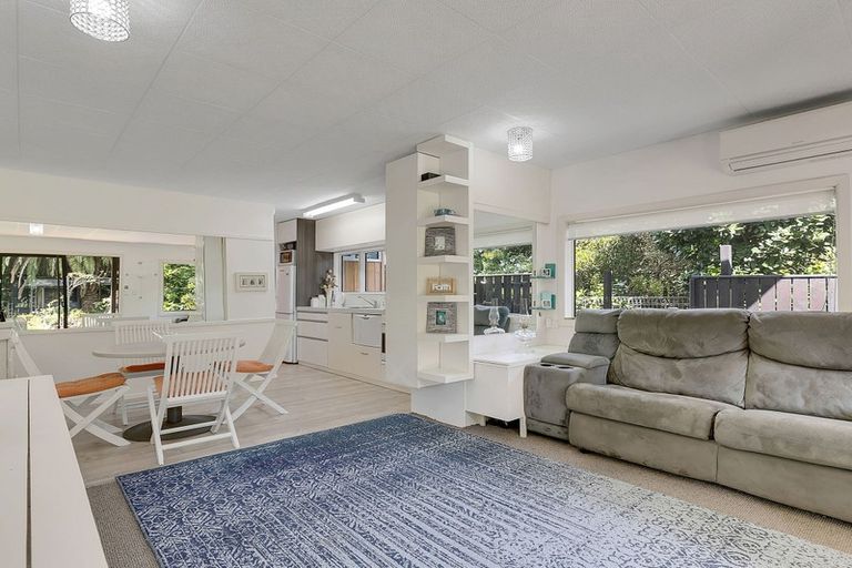 Photo of property in 15b Jillett Street, Titahi Bay, Porirua, 5022