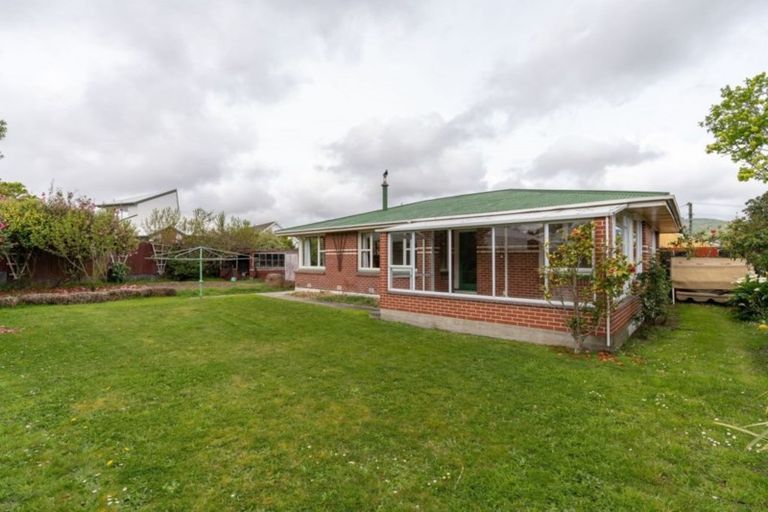 Photo of property in 28 Palmside Street, Somerfield, Christchurch, 8024