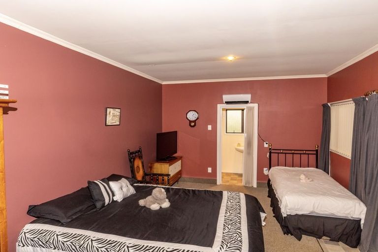 Photo of property in 44 Letts Gully Road, Letts Gully, Alexandra, 9393