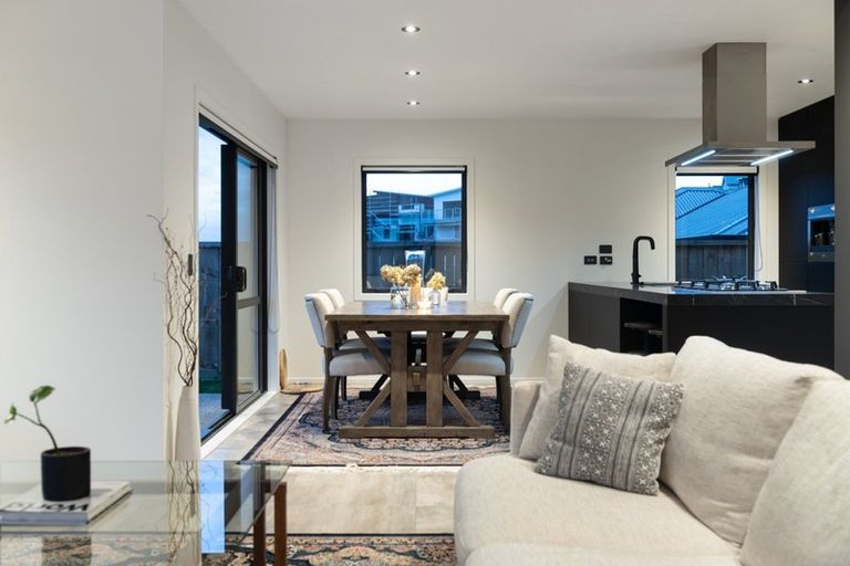 Photo of property in 24 Puhirake Crescent, Pyes Pa, Tauranga, 3112