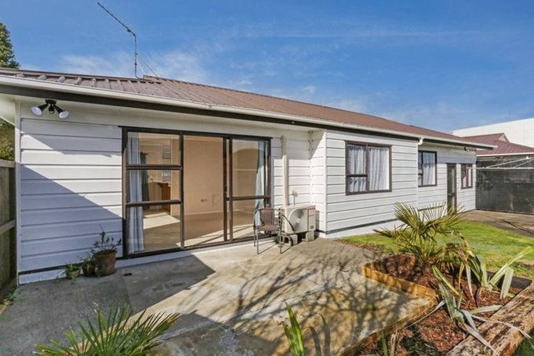 Photo of property in 22a Churchill Terrace, Waiuku, 2123