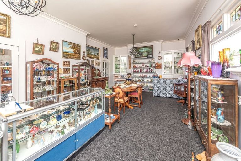 Photo of property in 9 Great North Road, Saint Johns Hill, Whanganui, 4501