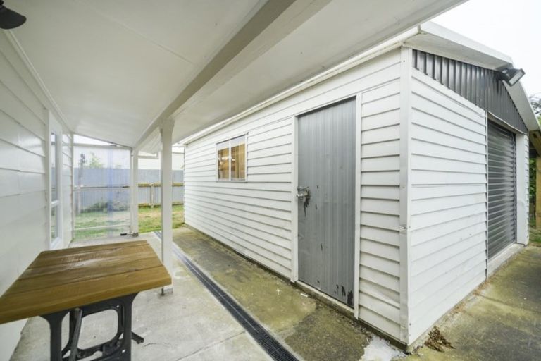 Photo of property in 37 Hammond Street, Bulls, 4818