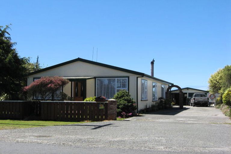 Photo of property in 9 Coates Street, Westport, 7825