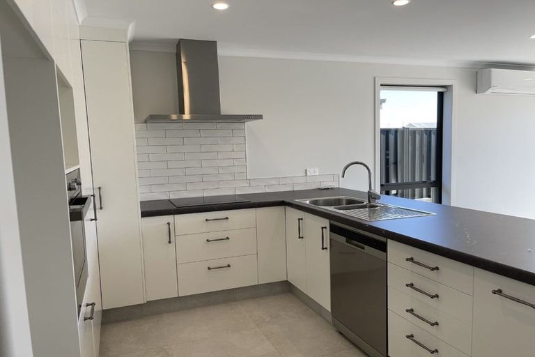 Photo of property in 8 Flatiron Way, Papamoa, 3118