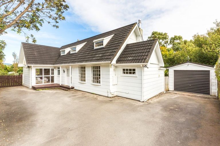 Photo of property in 66 Seddon Street, Waikanae, 5036