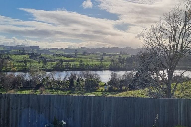 Photo of property in 30 Te Puea Avenue, Meremere, Mercer, 2474