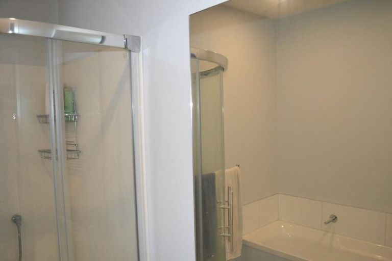 Photo of property in 9/32 Dr Taylor Terrace, Johnsonville, Wellington, 6037