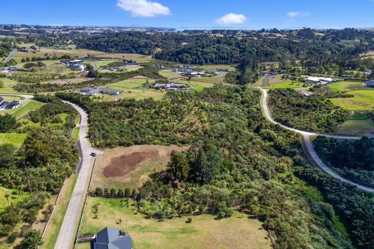 Photo of property in 294 Whitford Road, Whitford, 2576