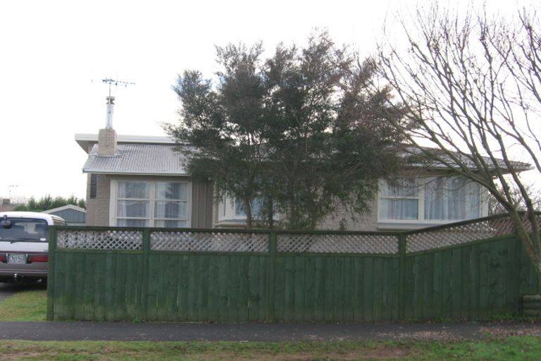 Photo of property in 14 Larnach Street, St Andrews, Hamilton, 3200