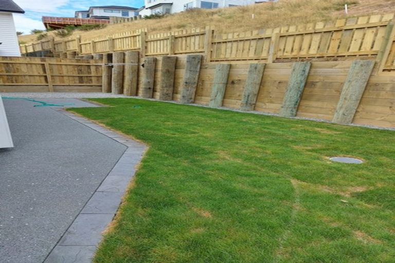 Photo of property in 14 Hattersley Grove, Churton Park, Wellington, 6037