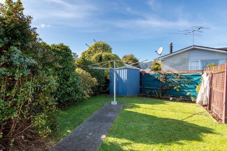 Photo of property in 11b Waddington Drive, Naenae, Lower Hutt, 5011