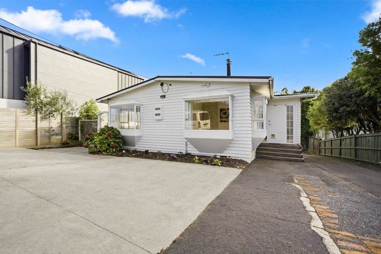 Photo of property in 108 Coronation Road, Hillcrest, Auckland, 0627