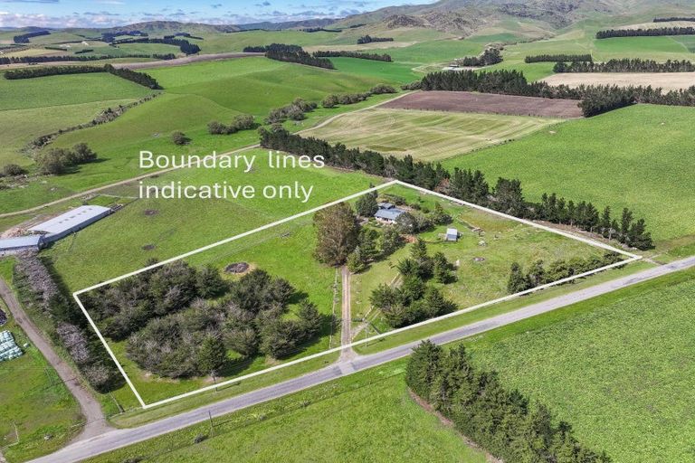 Photo of property in 379 Pyramid Valley Road, Pyramid Valley, Waikari, 7491