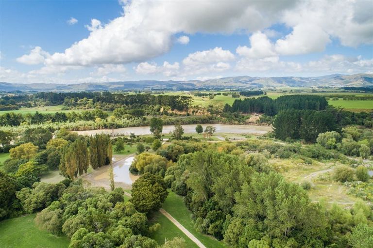 Photo of property in 62 Buick Crescent, Awapuni, Palmerston North, 4412