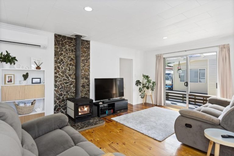 Photo of property in 46d Percy Road, Papamoa Beach, Papamoa, 3118