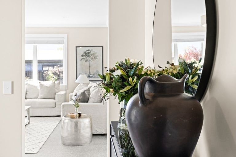 Photo of property in 11 Margaret Avenue, Havelock North, 4130