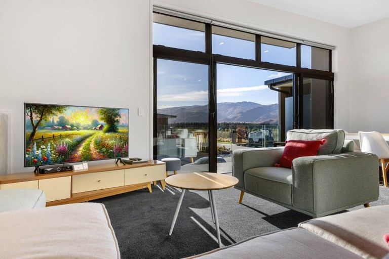 Photo of property in 12 Daytona Avenue, Cromwell, 9384