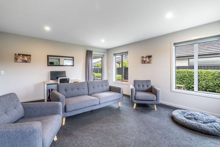 Photo of property in 25 Northside Drive, Waikiwi, Invercargill, 9810