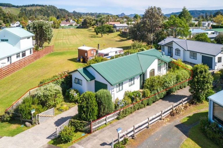 Photo of property in 124a Avalon Place, Whangamata, 3620