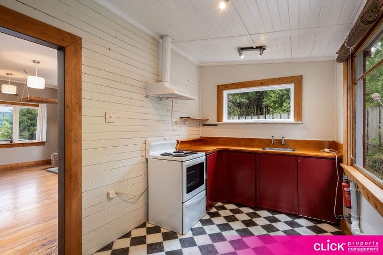 Photo of property in 109 Doctors Point Road, Waitati, 9085