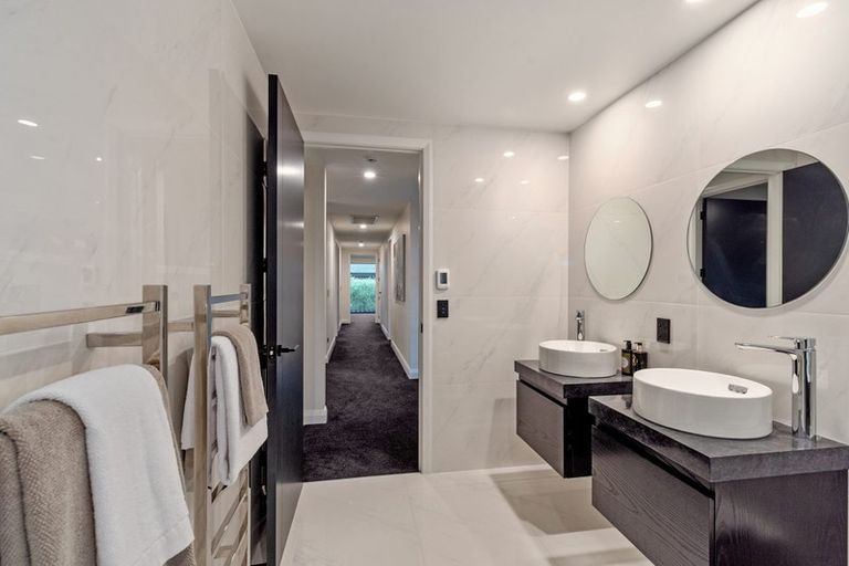 Photo of property in 34a Saltburn Road, Milford, Auckland, 0620