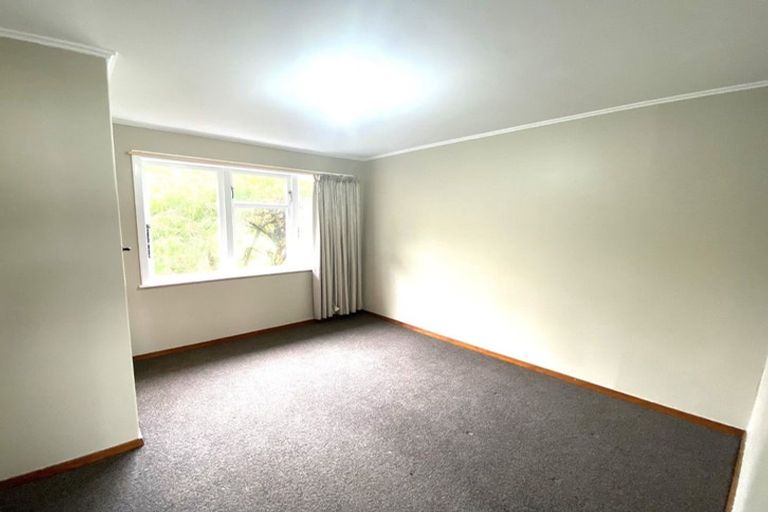 Photo of property in 69 Tremewan Street, Tawa, Wellington, 5028
