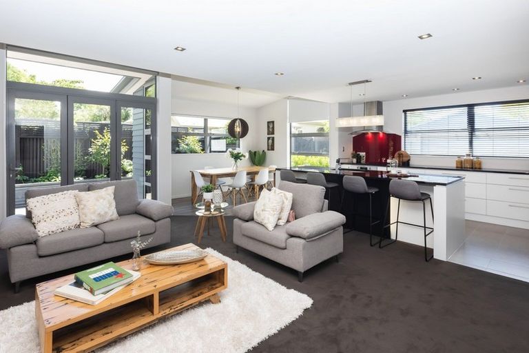 Photo of property in 15a Tomes Road, St Albans, Christchurch, 8052