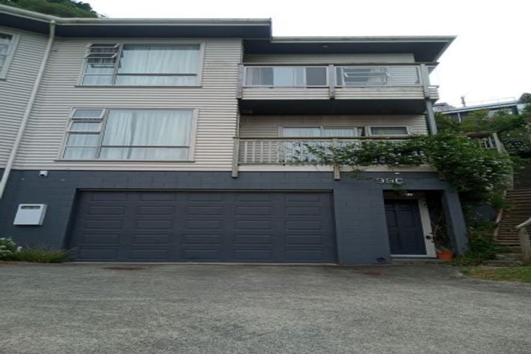 Photo of property in 39c Onslow Road, Khandallah, Wellington, 6035