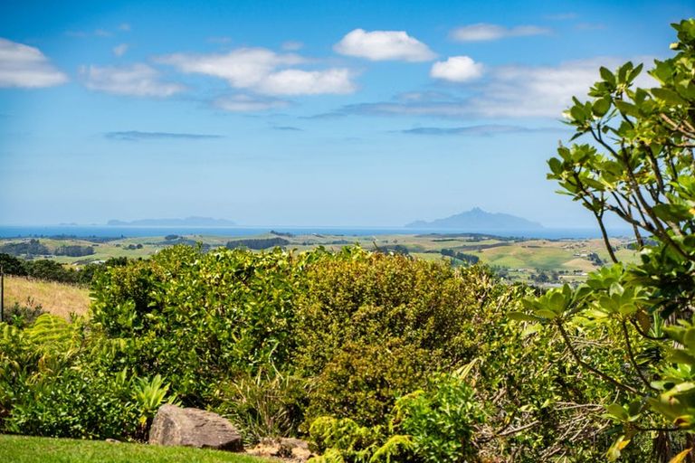 Photo of property in 350 Brooks Road, Waipu, 0582