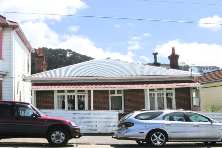 Photo of property in 222 Adelaide Road, Newtown, Wellington, 6021