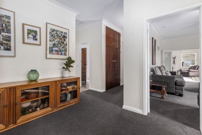 Photo of property in 154 Main Road, Levin, 5510