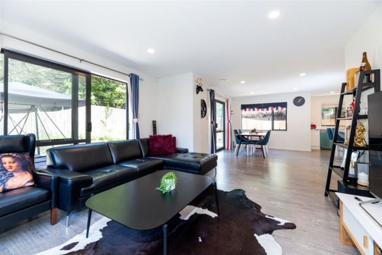 Photo of property in 14 Kotuku Street, Te Atatu Peninsula, Auckland, 0610