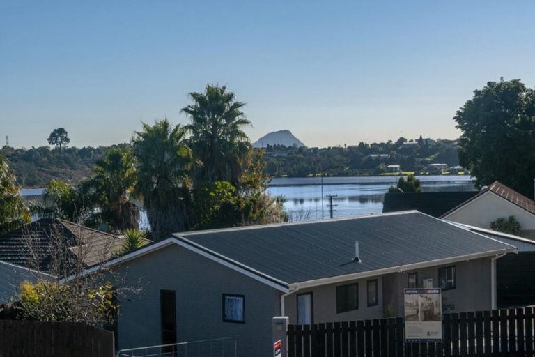 Photo of property in 70 James Cook Drive, Welcome Bay, Tauranga, 3112