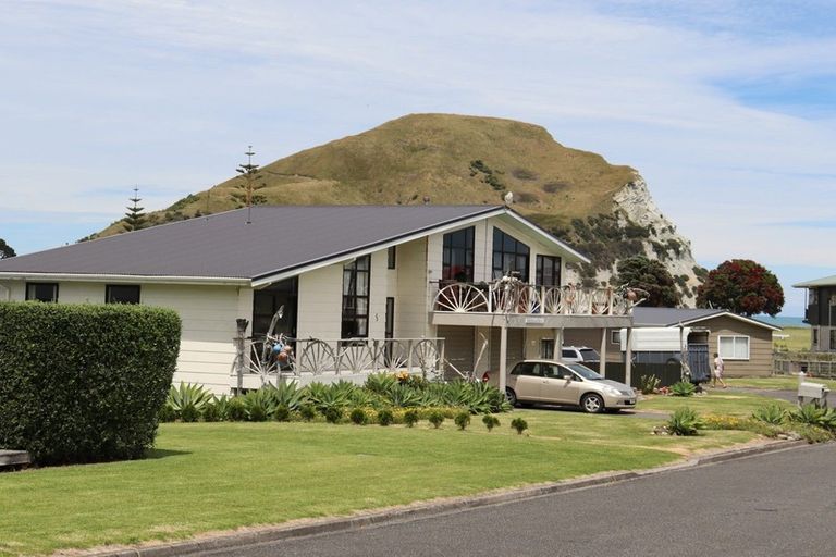 Photo of property in 5 Bill Nolan Place, Mahia, 4198