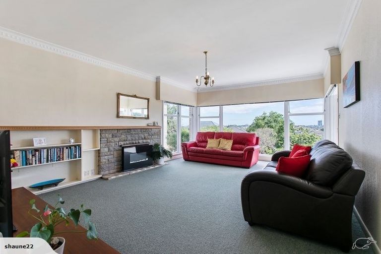 Photo of property in 30 Orams Road, Hillpark, Auckland, 2102