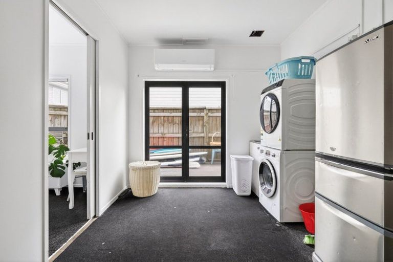 Photo of property in 4 Oceanbeach Road, Mount Maunganui, 3116