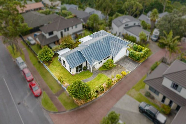 Photo of property in 42 Sunhill Road, Sunnyvale, Auckland, 0612