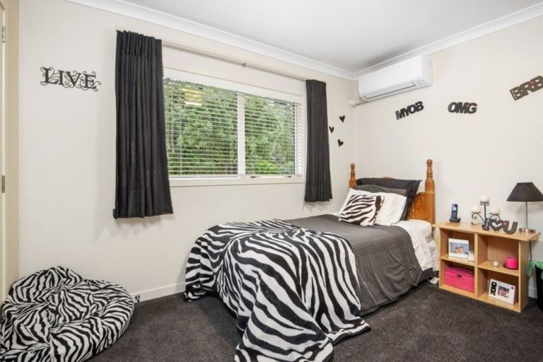 Photo of property in 216 Ness Valley Road, Ness Valley, Papakura, 2585