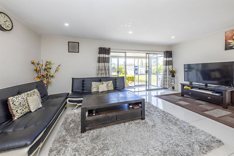Photo of property in 4/17a Rose Road, Papatoetoe, Auckland, 2025