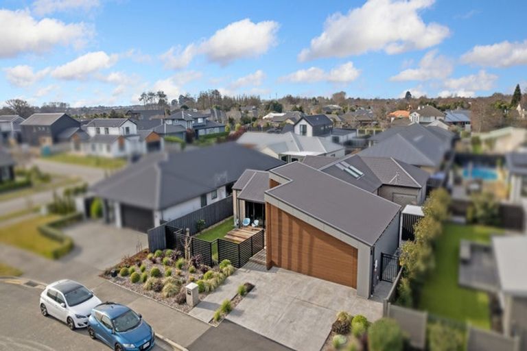 Photo of property in 3 Picadilly Avenue, Casebrook, Christchurch, 8051