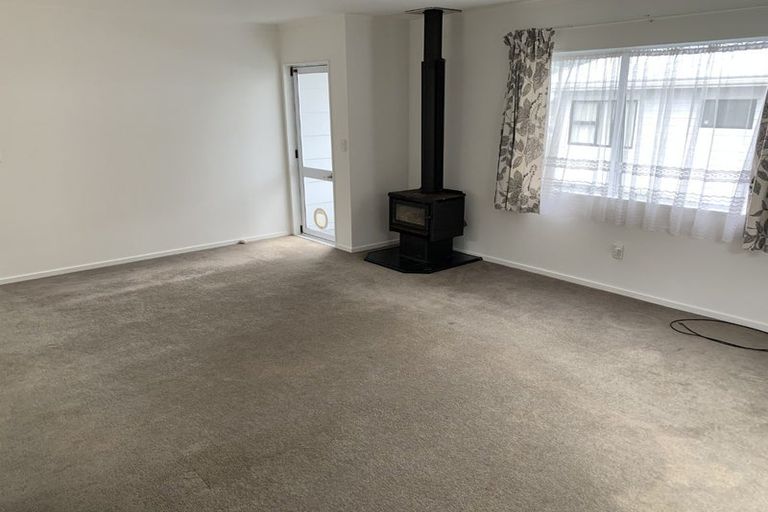 Photo of property in 12b Penton Road, Stanmore Bay, Whangaparaoa, 0932