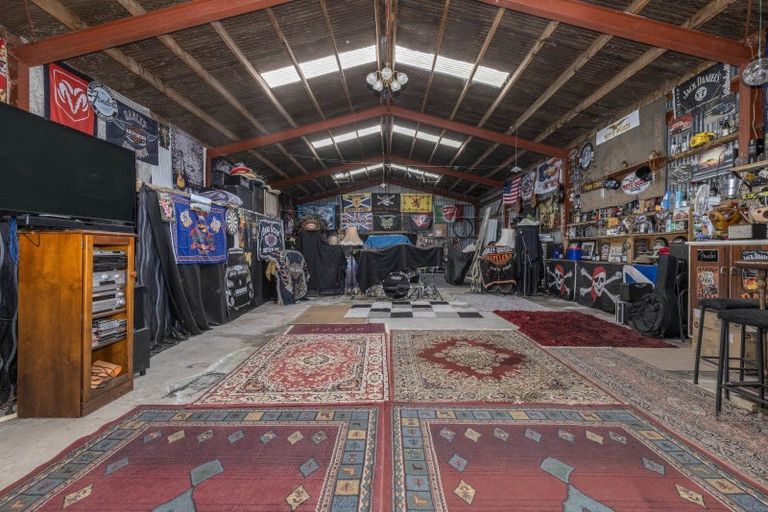 Photo of property in 154 Main Road, Levin, 5510